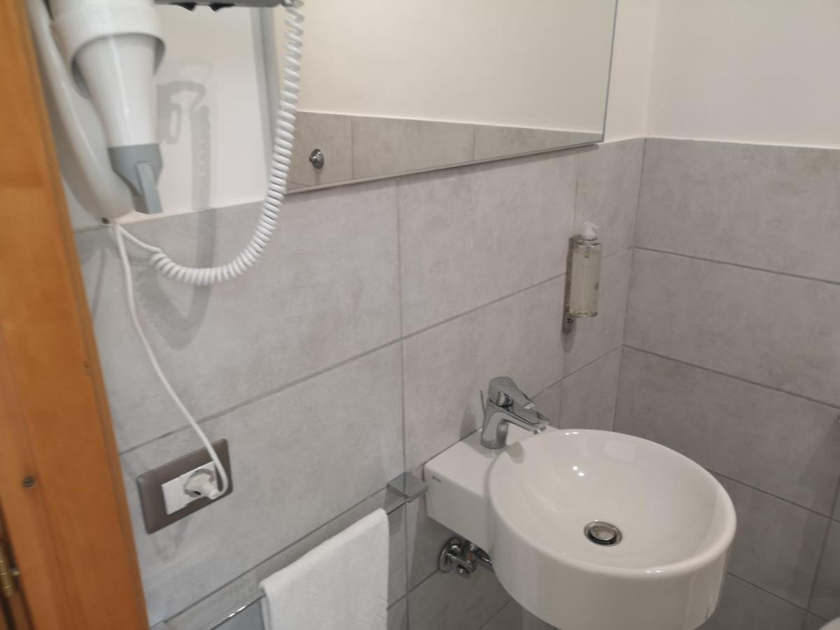 רומא Guest House Arte מראה חיצוני תמונה